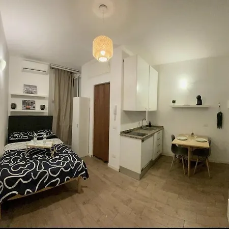 Private And Cute Appartement 13Min Central Station Milan Exterior photo